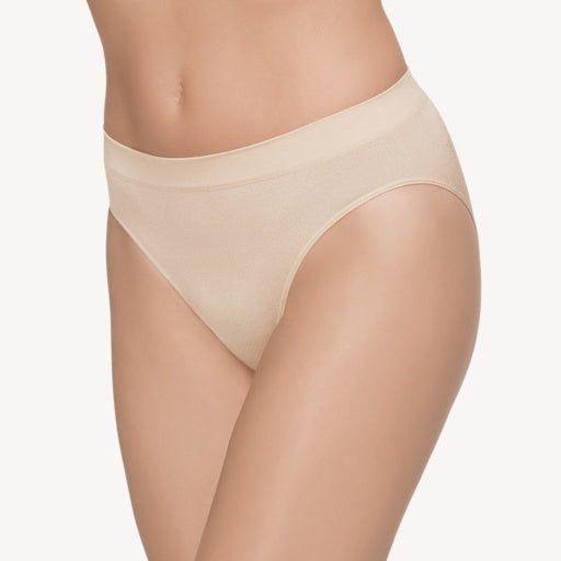 B-Smooth Seamless Hi-Cut Brief - 834175 Bras & Lingerie - Underwear - Hi-Cut Brief Wacoal NEUTRAL M